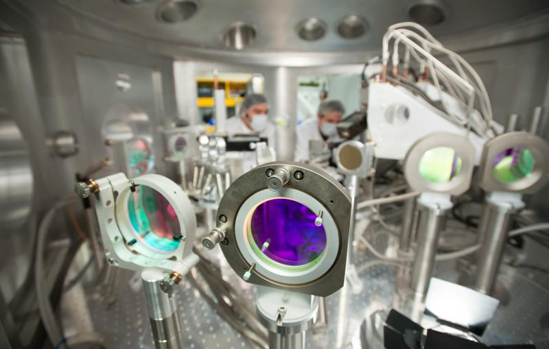 Scientists prepare for an experiment in the Matter in Extreme Conditions (MEC) chamber.