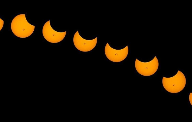 Partial solar eclipse timelapse