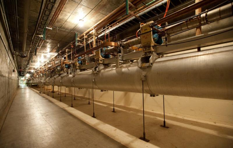 Photo - Linear accelerator tunnel at SLAC. (SLAC Multimedia Communications)