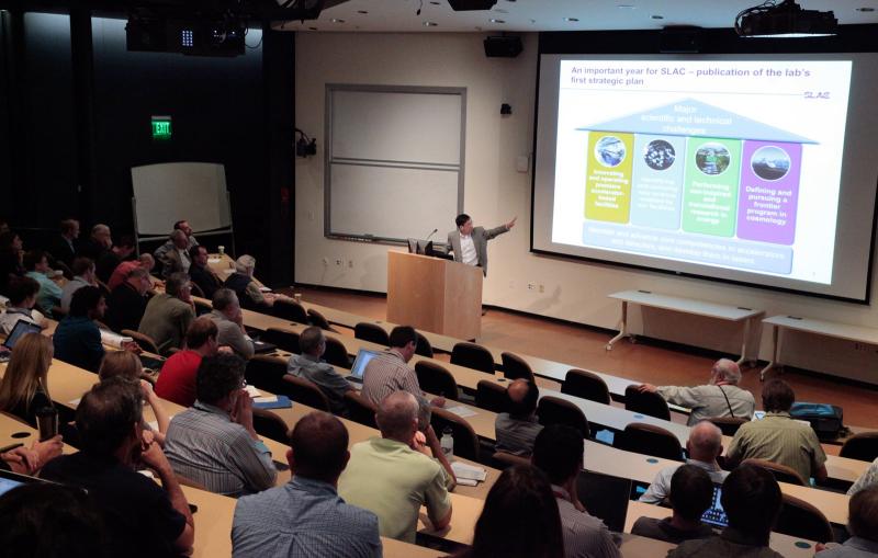 Image - SLAC Director Chi-Chang Kao discusses the lab's strategic plan during the LCLS/SSRL Annual Users' Meeting and Workshops. (SLAC National Accelerator Laboratory)