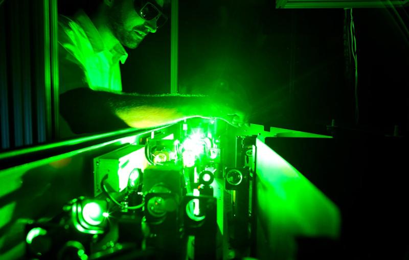 Ultrafast optical laser at the LCLS (Photo by Aubrie Pick.)