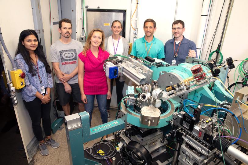 Team at the RFX instrument in Stanford Synchrotron Radiation Lightsource (SSRL) at SLAC.