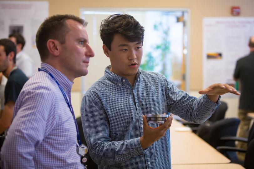 LCLS director Mike Dunne with intern Temuulen Batenkh​