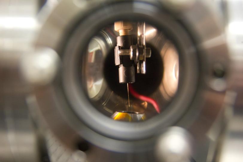 Photo - Liquid microjet delivers sample proteins to a chamber.