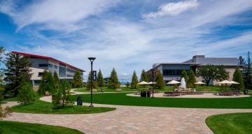 SLAC main quad, with the Science and User Support Building and the Arrillaga Science Center