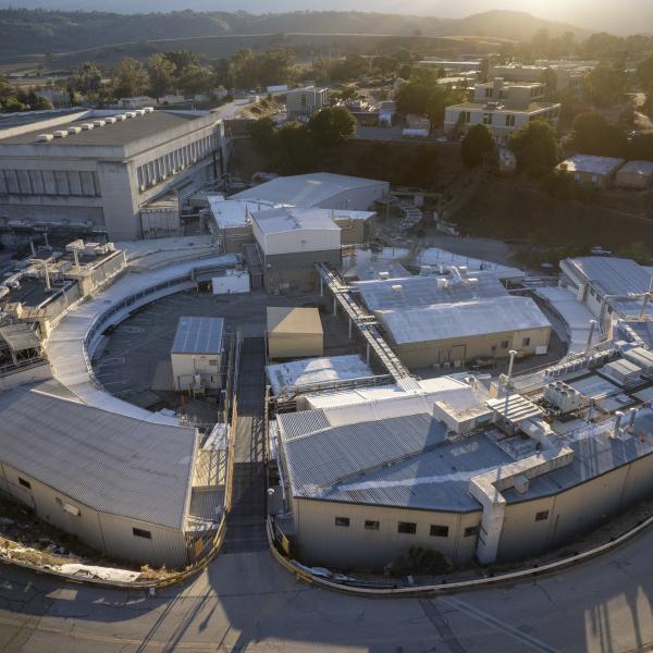 Overview of Stanford Synchrotron Radiation Lightsource (SSRL).