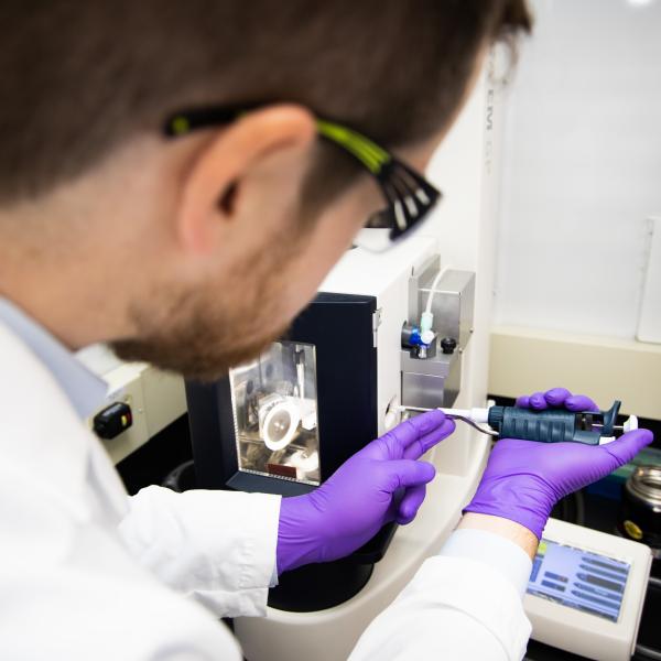 A scientist works on Tuberculosis samples at the Cryo-EM facility.