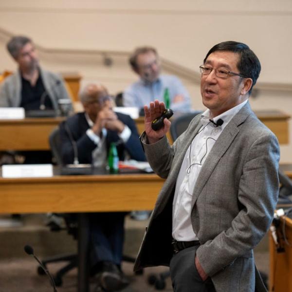Chi-Chang Kao at Stanford Faculty Senate meeting