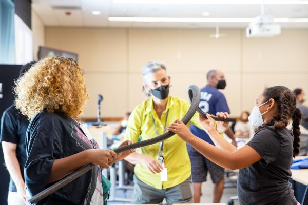 SLAC welcomed the Science in the City summer camp in July, 2022 where students aged 10-12 from underrepresented groups did experiments and presented their work at the end of the week. 