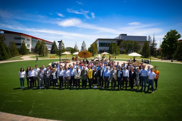 Energy Sciences Directorate team at the Battery500 Quarterly Review Meeting on May 25-26 at SLAC's Main Quad. 